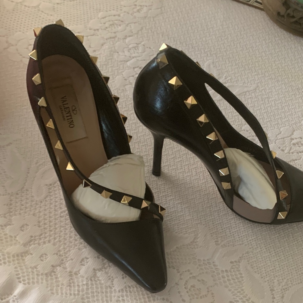 Valentino D’ Orsay Rock stud pumps EU 35 5 US - Picture 2 of 7